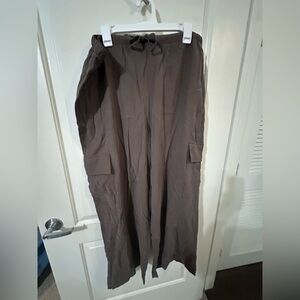 Old Navy Women’s green Cargo Pants